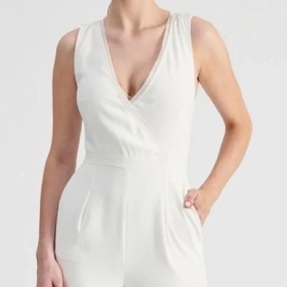 TOKITO Fabulous Jumpsuit in Ivory White colour. Mesh Lace Accents. Brand New - Picture 2 of 8